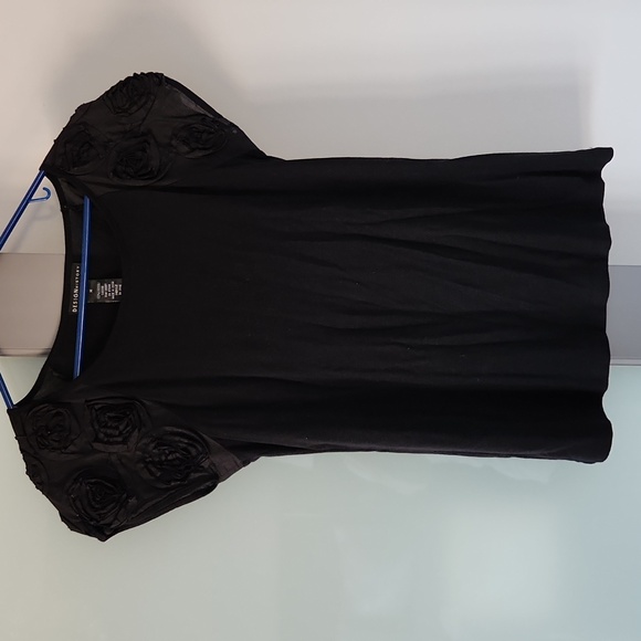 Design History women's size M tshirt - Picture 1 of 4